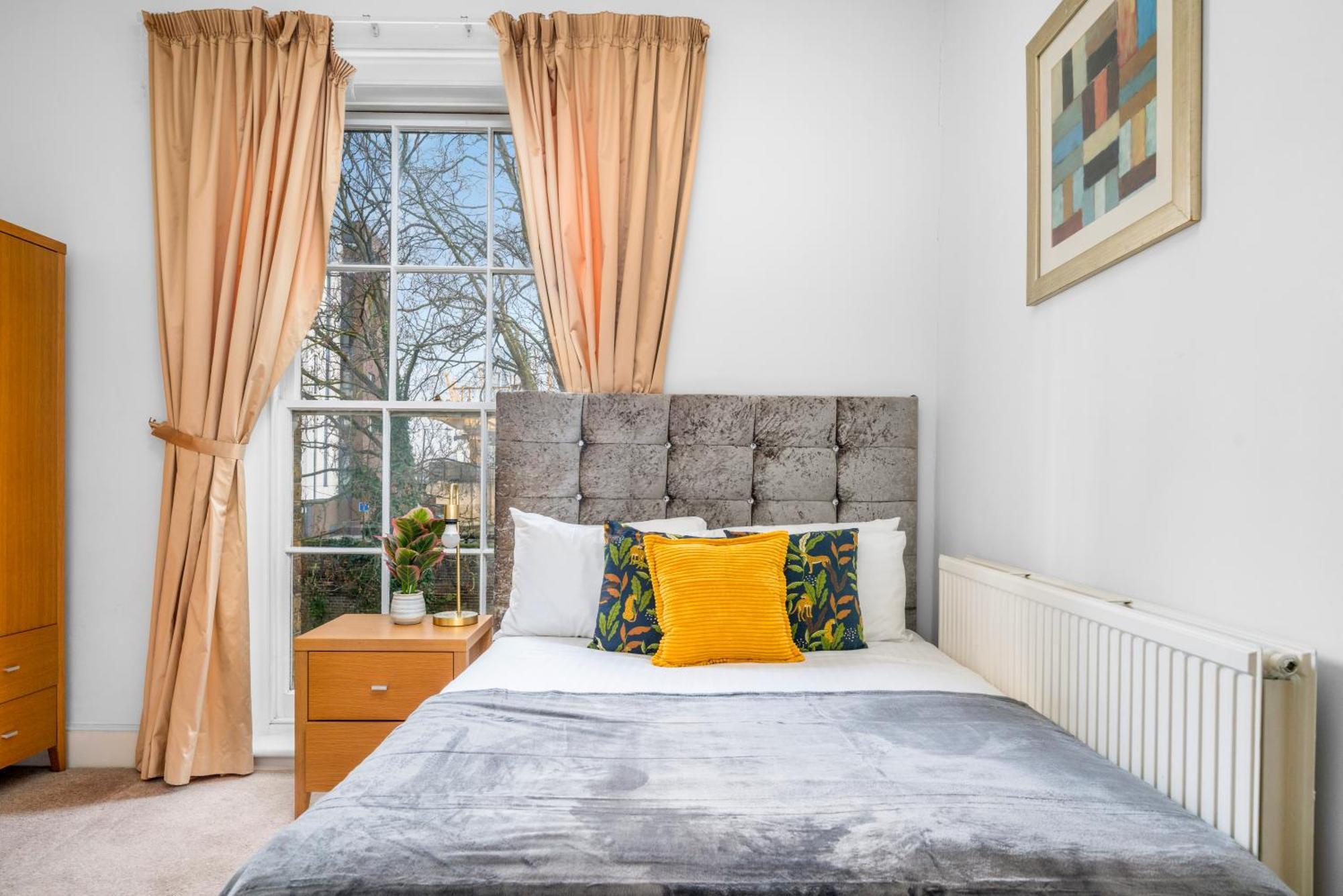 Space And Comfort, 5 Mins Walk To Tube Station, Shops Easy Access To Excel, O2 Arena And Airport, Free Parking Apartamento