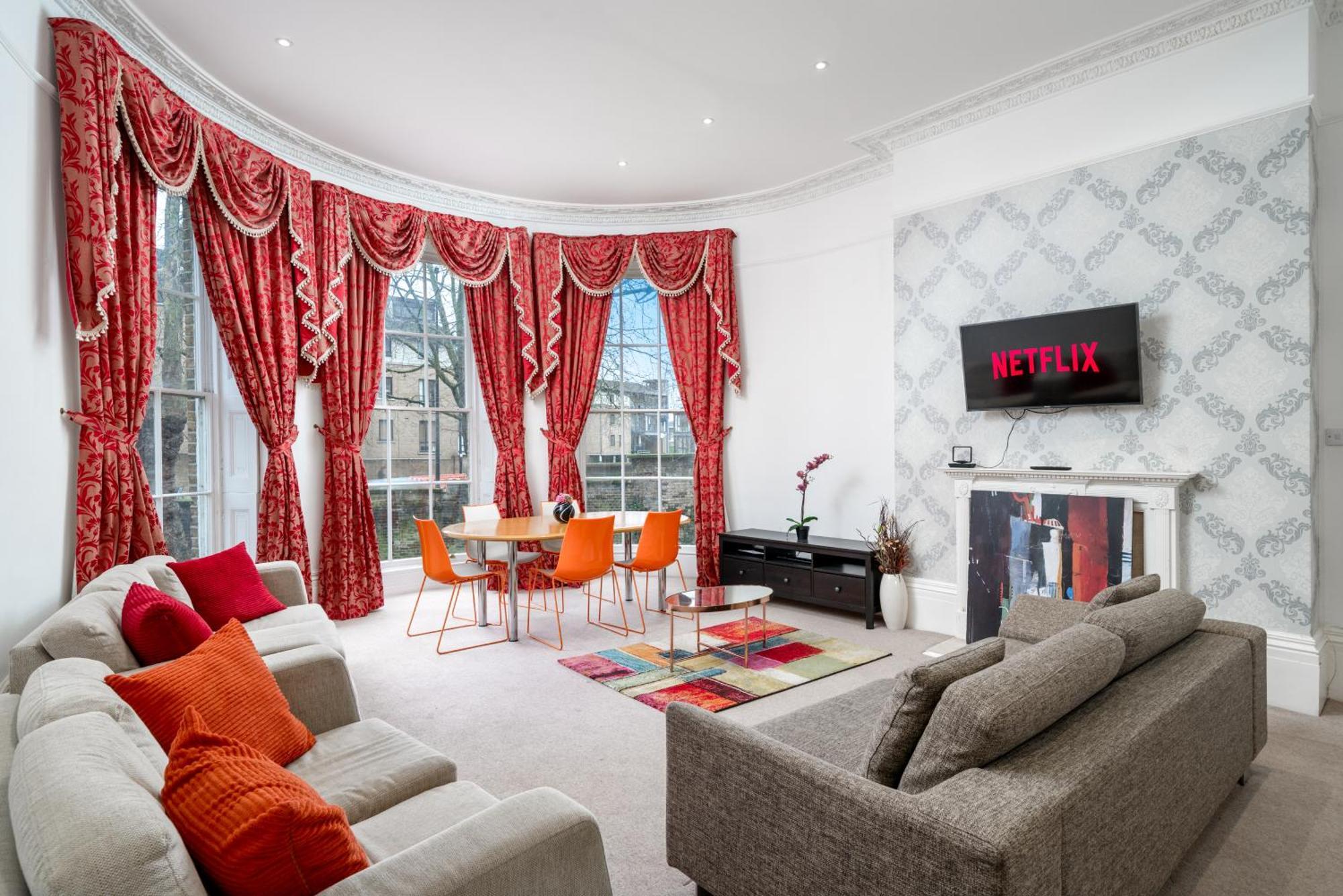 Apartamento Space And Comfort, 5 Mins Walk To Tube Station, Shops Easy Access To Excel, O2 Arena And Airport, Free Parking Londres